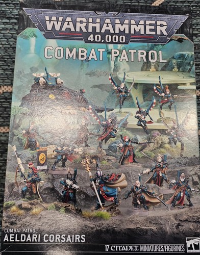 Warhammer 40k combat - -,